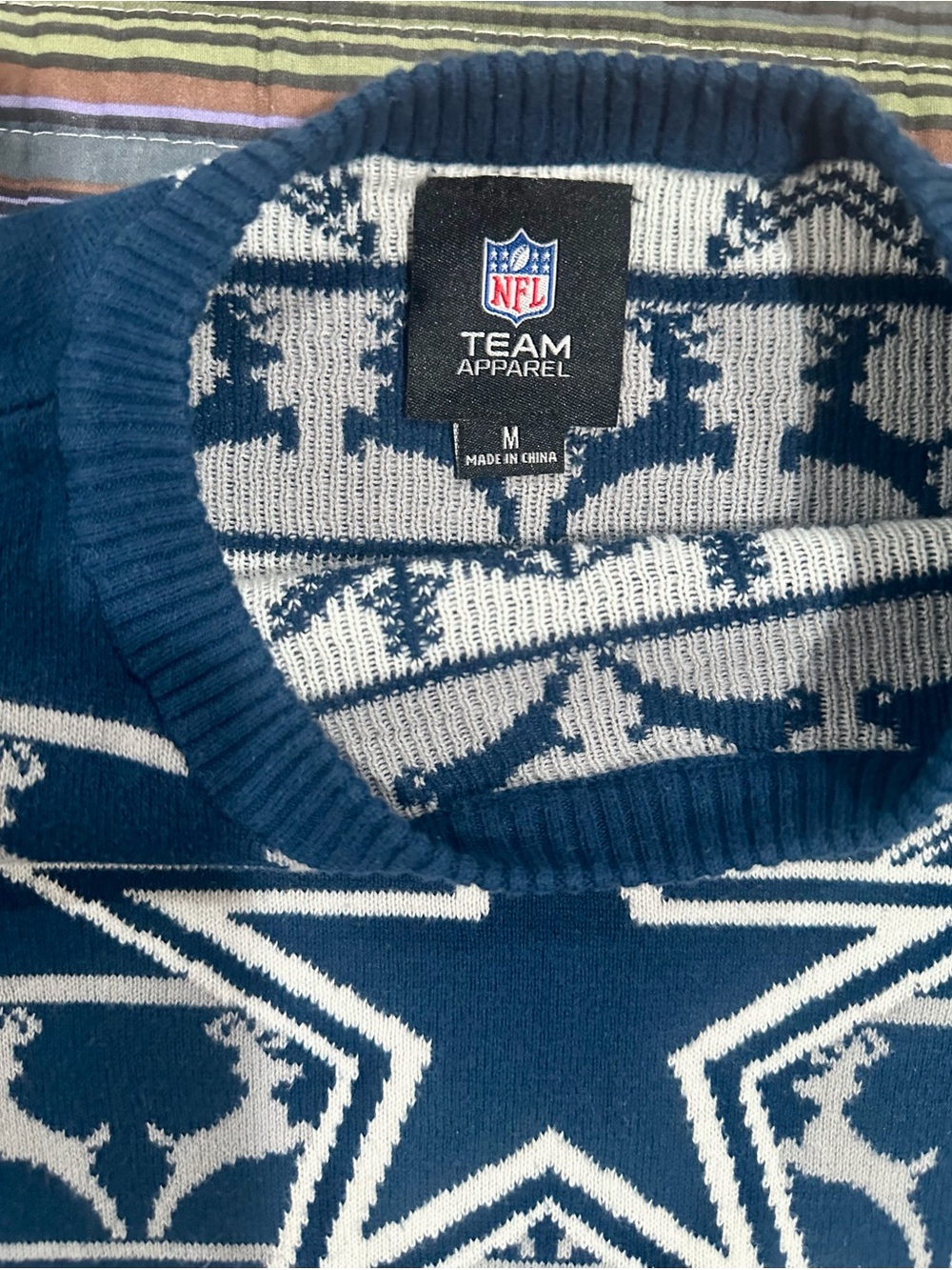 NFL Navy & White Dallas Cowboys Fair Isle Crew Cropped Sweater - Women - Picture 4 of 7